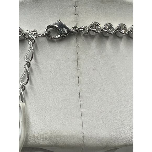 Authentic Swarovski Crystal Y
Necklace Silver Tone Drop Lariat Statement Jewelry - Picture 9 of 14